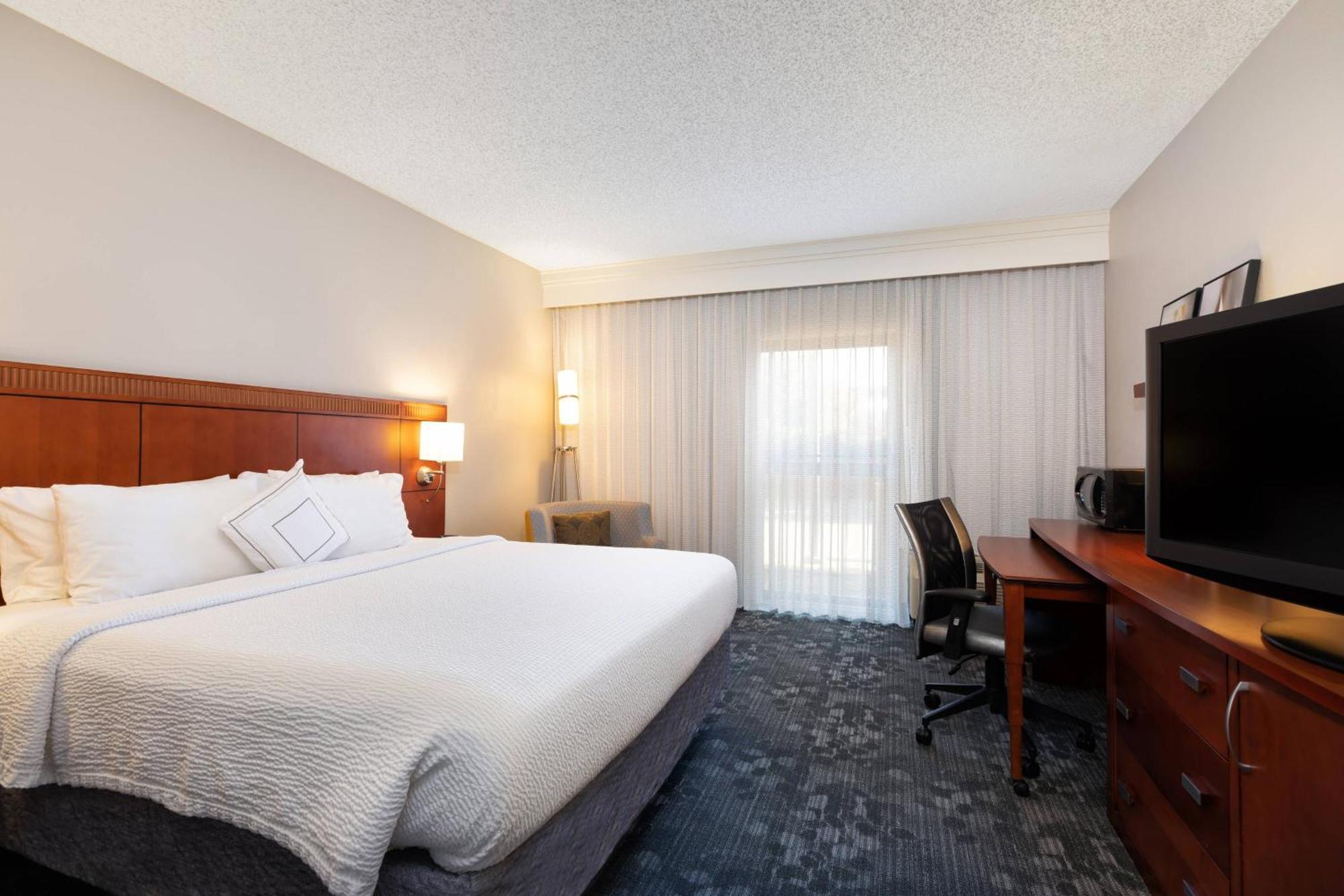 Courtyard By Marriott Dallas-Fort Worth/Bedford Exterior foto